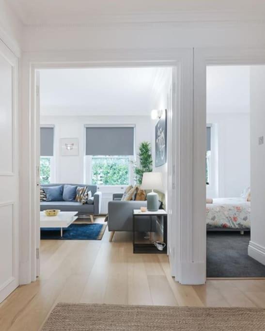 Knightsbridge Two Bed Apartment London Exteriör bild